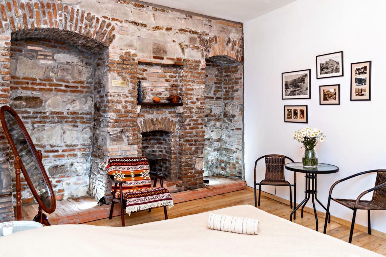 Nina' Cozy Apartment Tbilisi Luaran gambar
